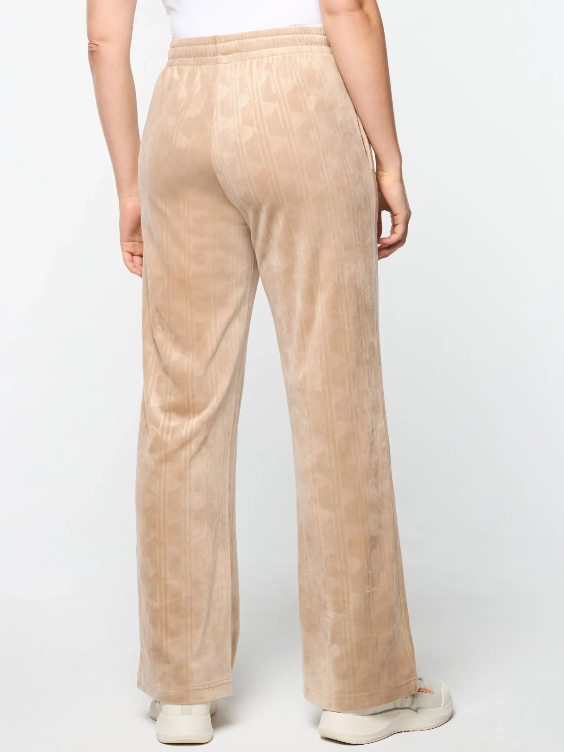 Sergio Tacchini Gabrisa Velour Track Pant- HUMUS Best