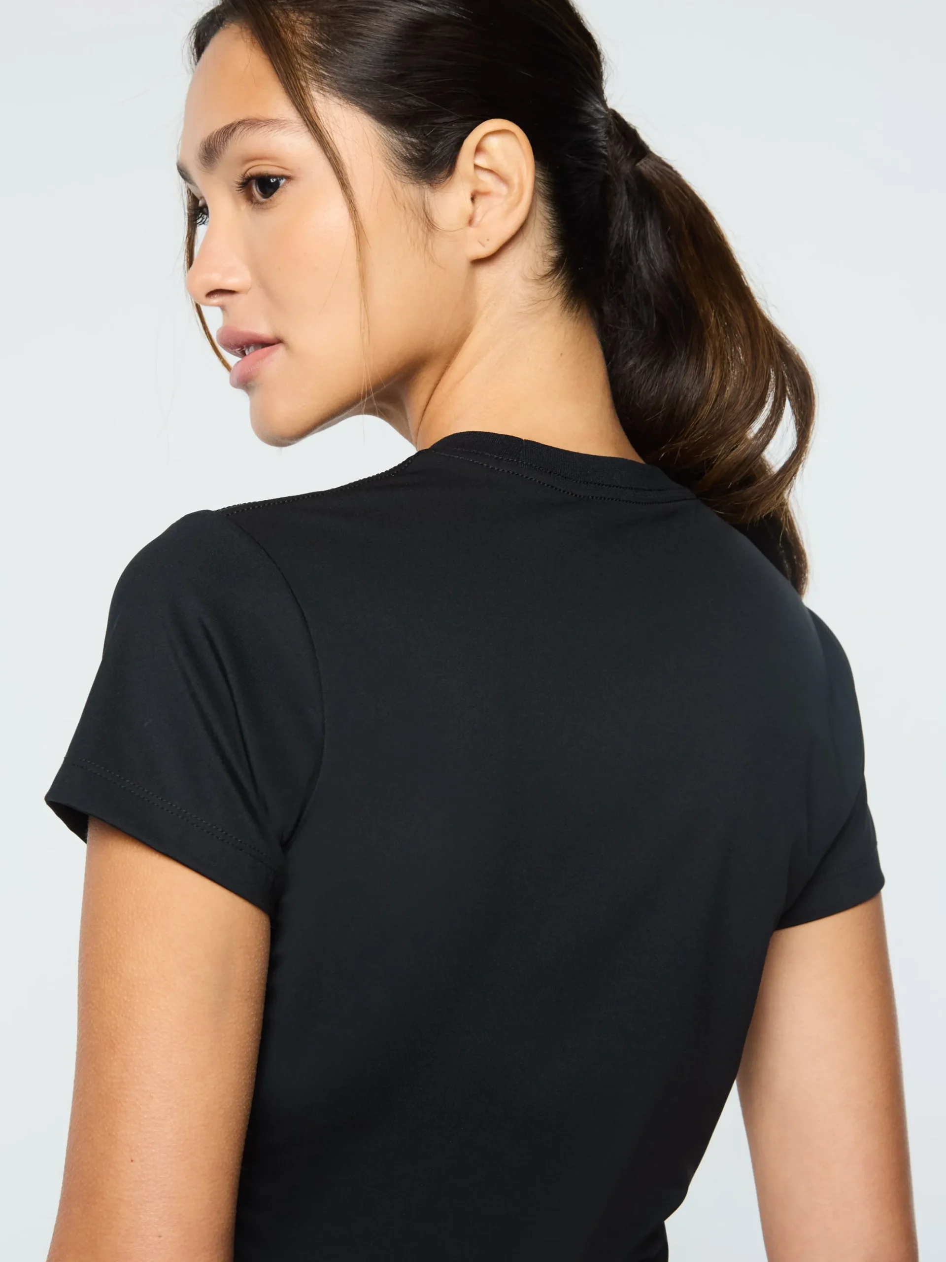 Sergio Tacchini Mirano Fitted Crop Top- BLACK BEAUTY Outlet